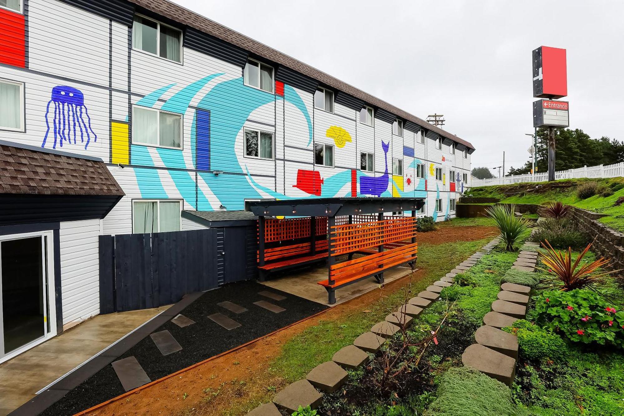 Coastal Inn By Oyo Lincoln City - Oregon Coast Hwy Exterior photo