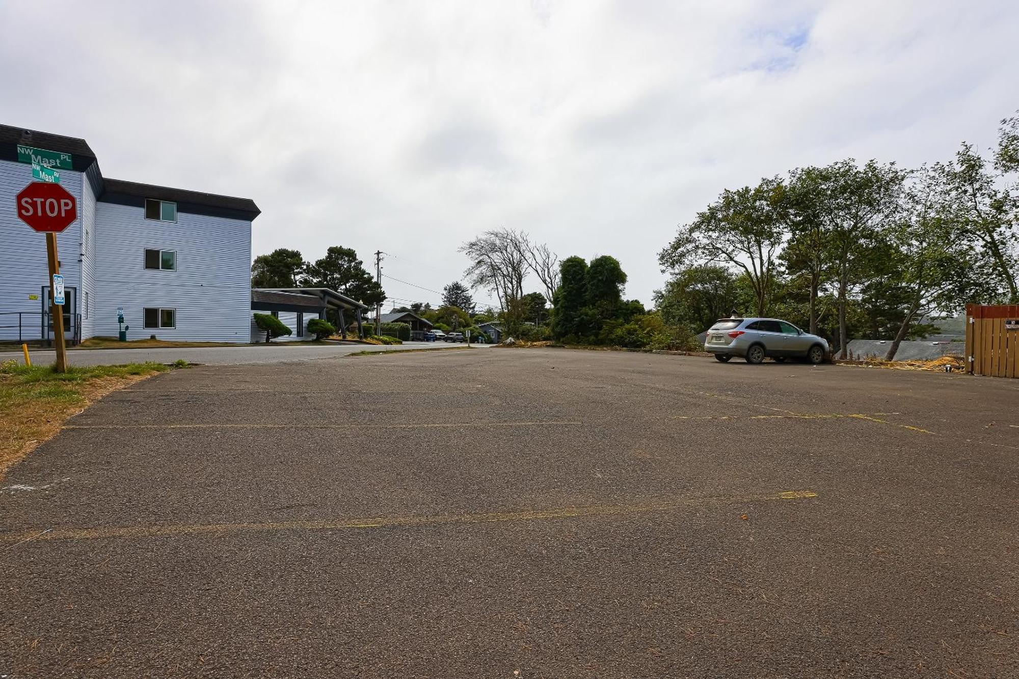 Coastal Inn By Oyo Lincoln City - Oregon Coast Hwy Exterior photo